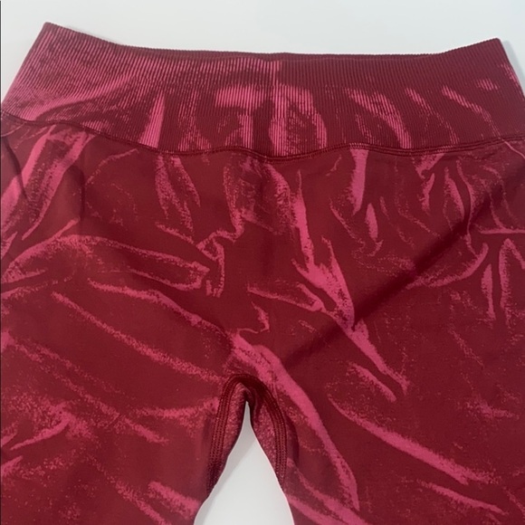 Ebb to Street Tight Wash Lululemon Leggings size 10 red & pink seamless - Picture 8 of 11